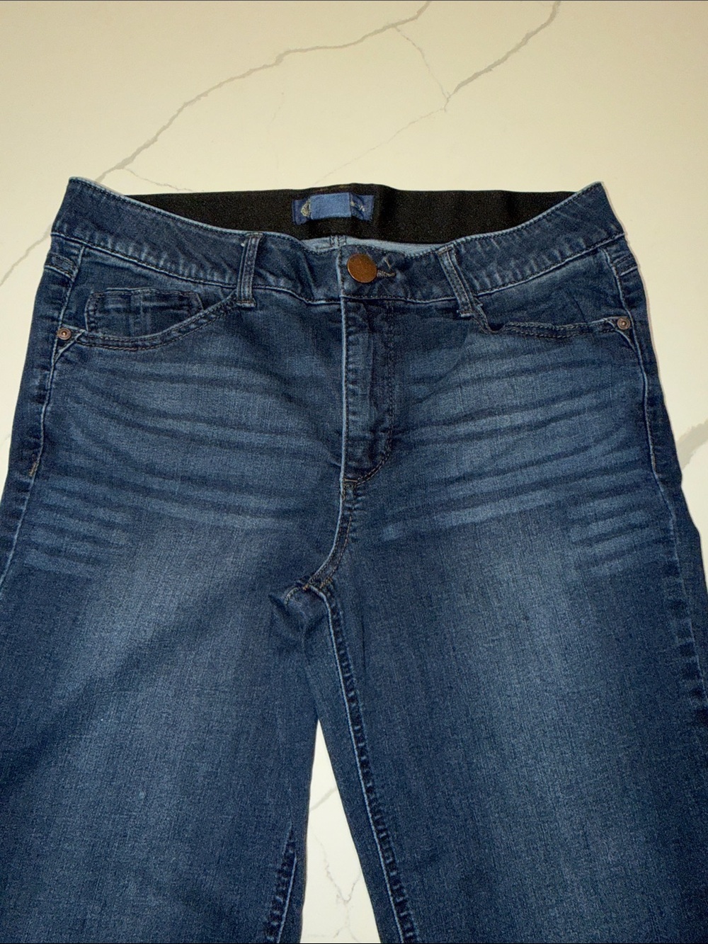 Democracy Women’s Skinny Jeans in Dark Blue Wash